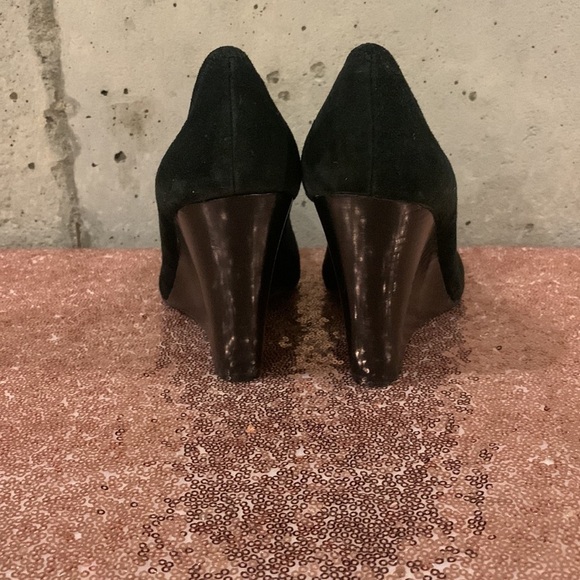 BCBGeneration Black Suede Round Toe Wedge Pumps; Gold Medallion on Toe - Size 7 - Picture 5 of 7